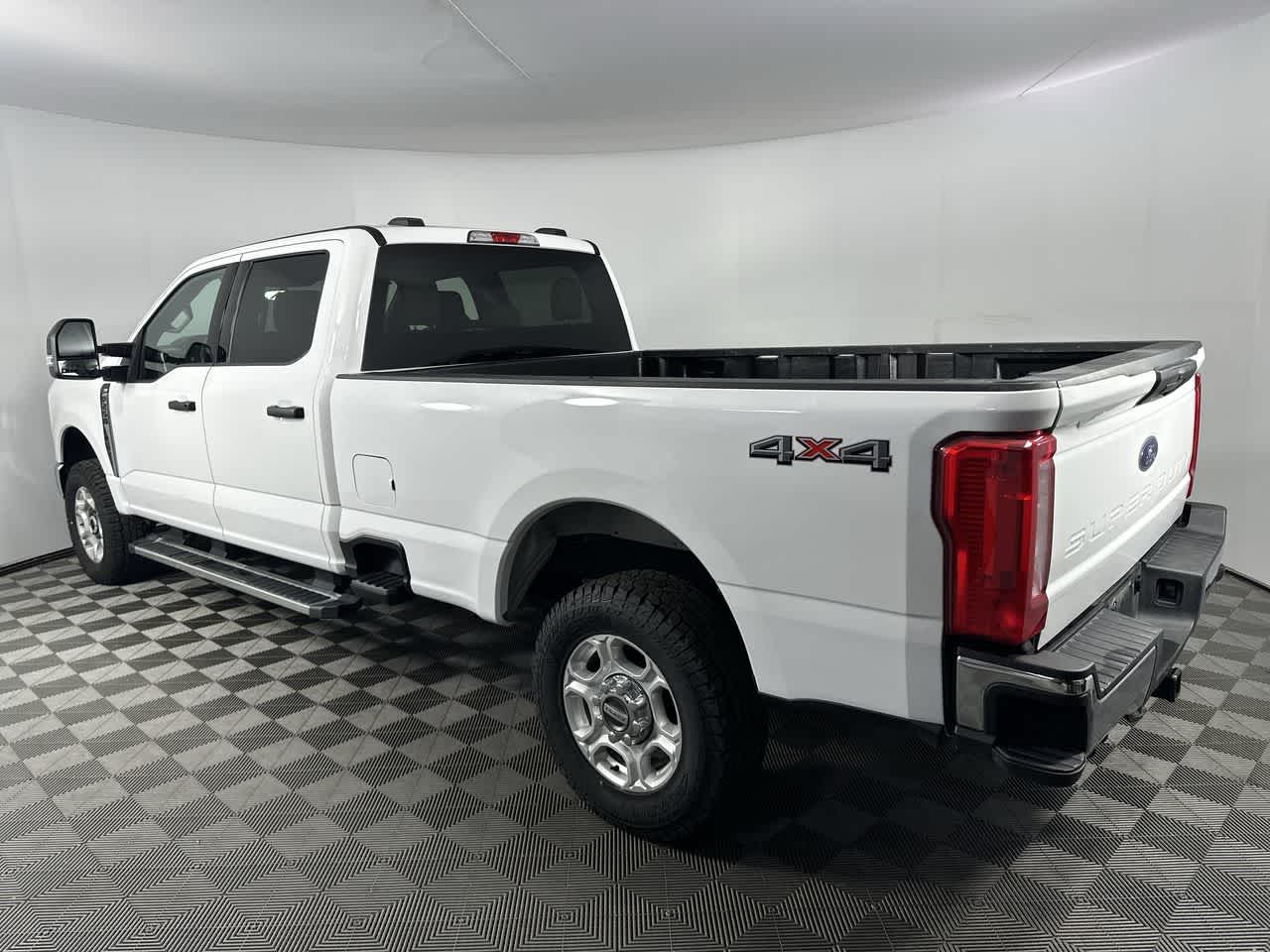 2025 Ford Super Duty F-250 Pickup XLT