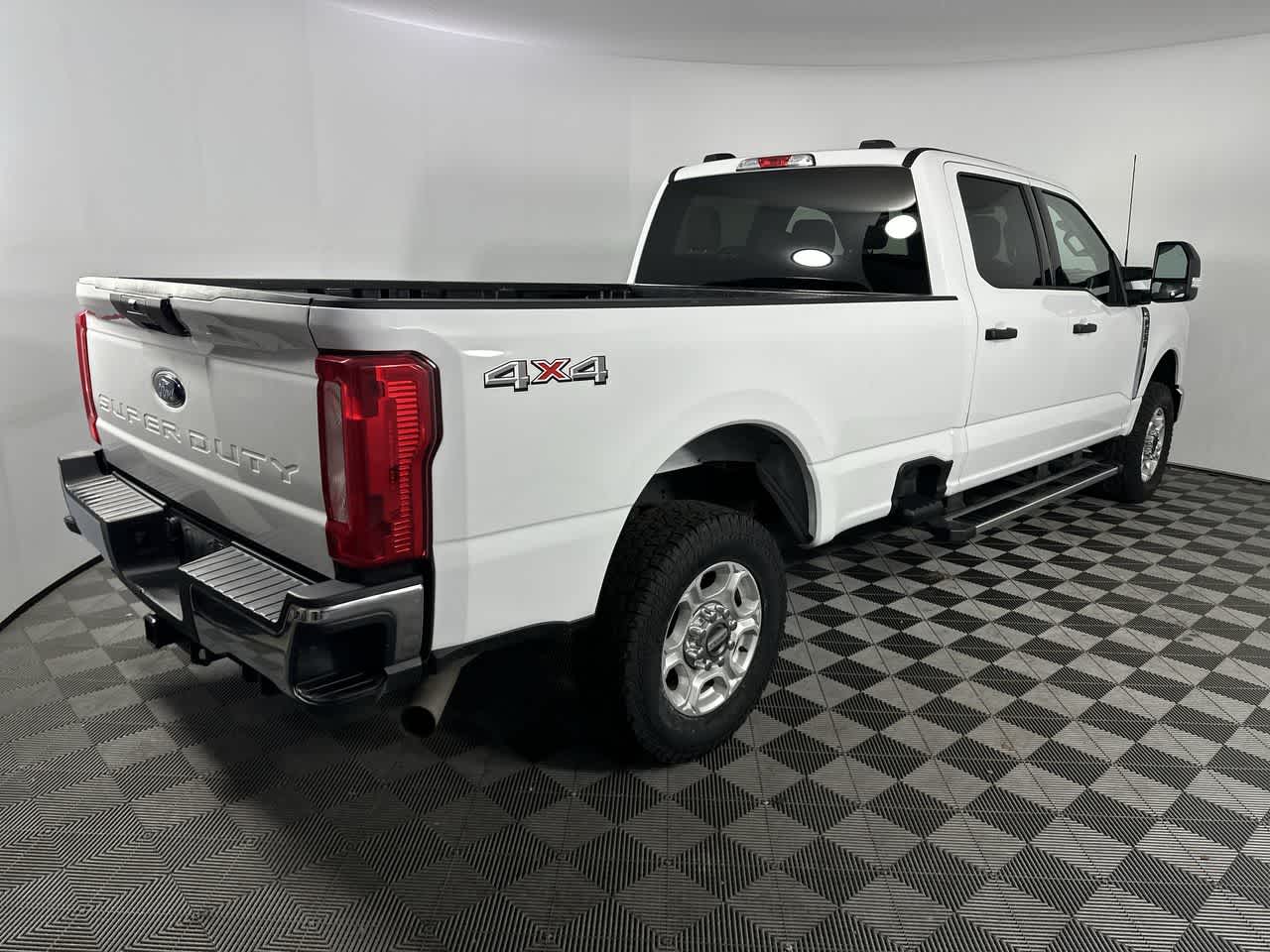 2025 Ford Super Duty F-250 Pickup XLT