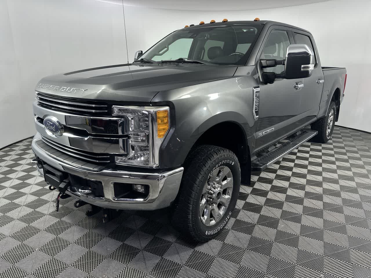 2017 Ford Super Duty F-250 Pickup Lariat