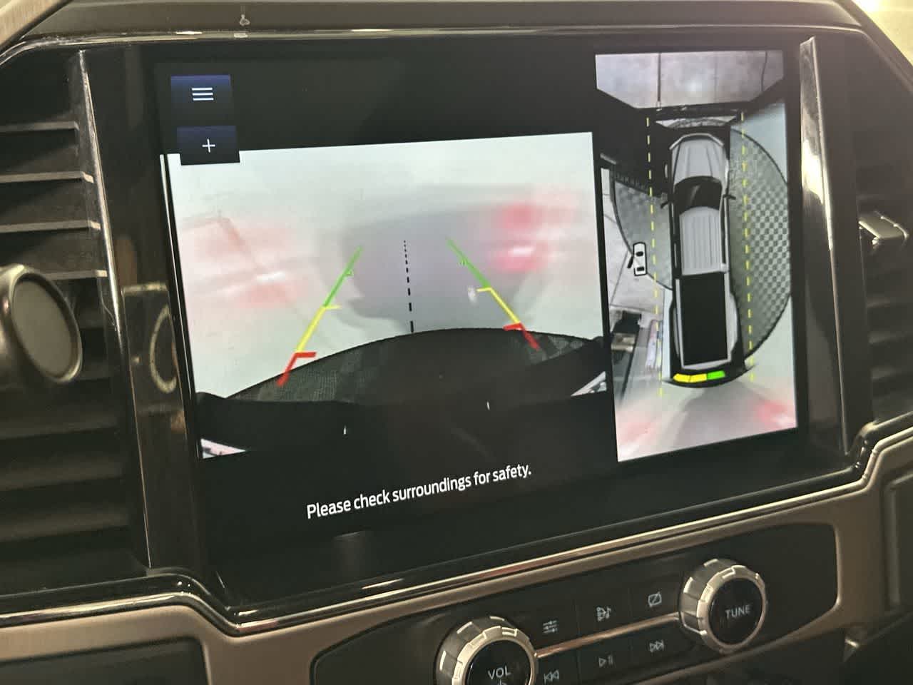 2022 Ford Super Duty F-350 DRW Platinum