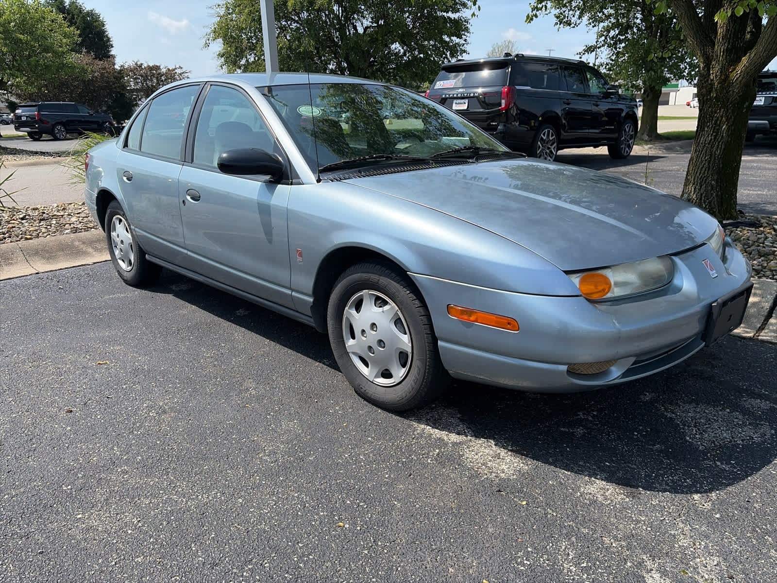 2002 Saturn S-Series SL1 4AT's photo