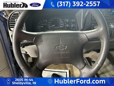 1995 Chevrolet Suburban 1500 4WD
