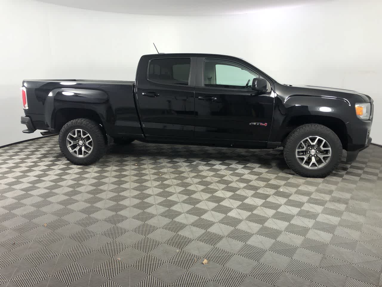 2022 GMC Canyon 4WD AT4 w/Cloth