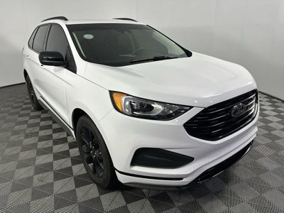 2022 Ford Edge SE