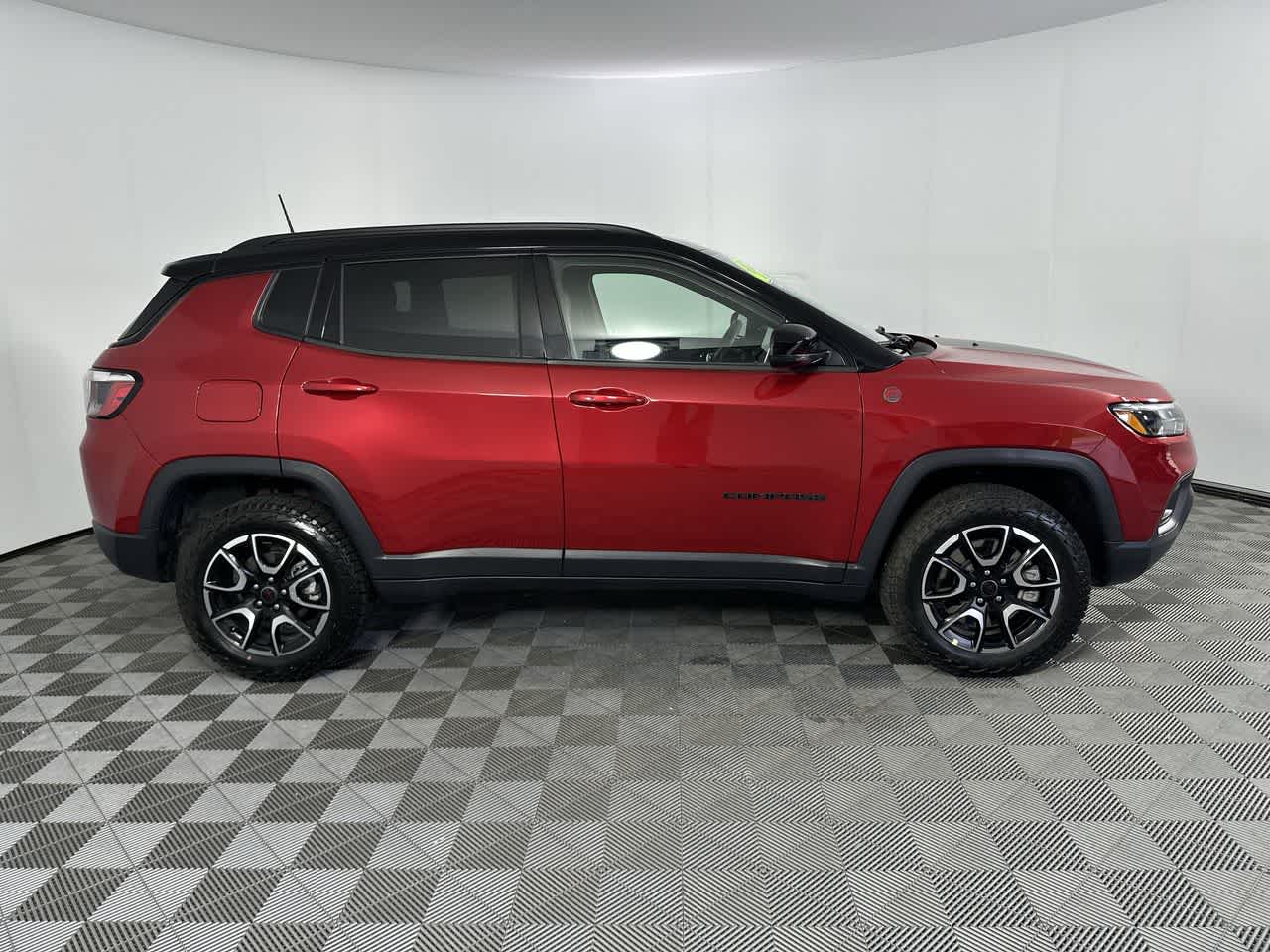 2025 Jeep Compass Trailhawk