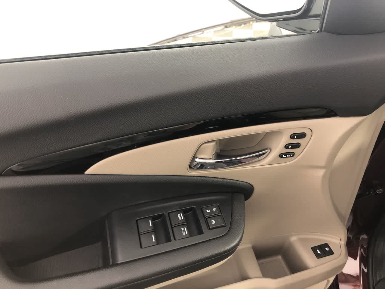 2021 Honda Pilot Touring 7-Passenger