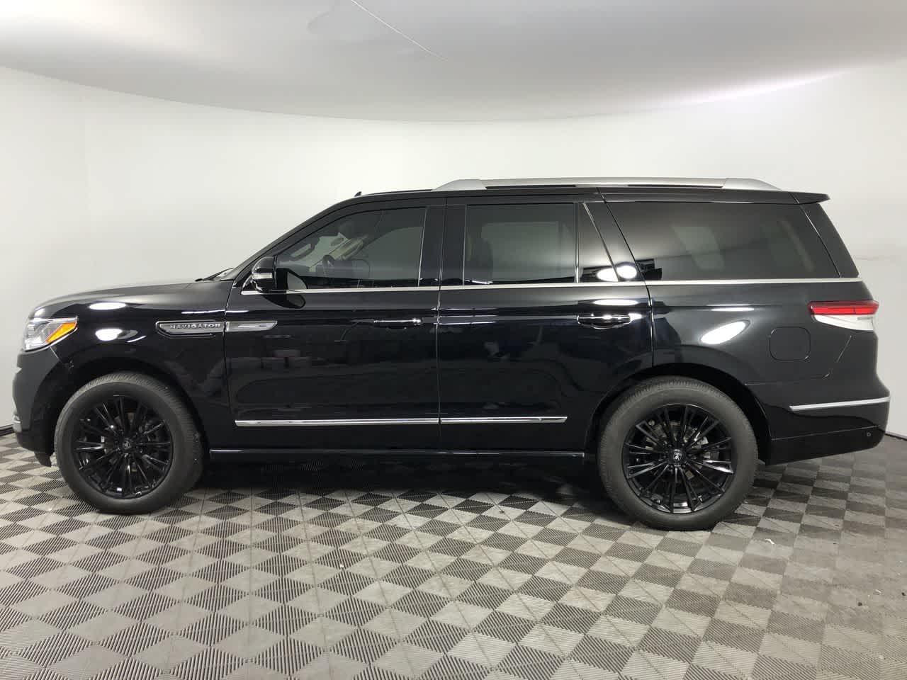 2022 Lincoln Navigator Reserve