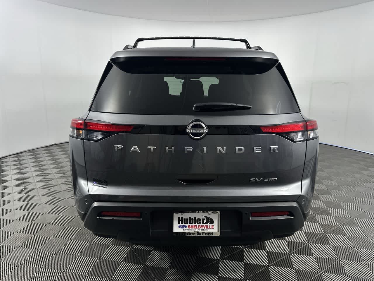 2024 Nissan Pathfinder SV