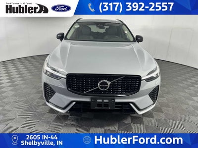2024 Volvo XC60 Plus Dark Theme