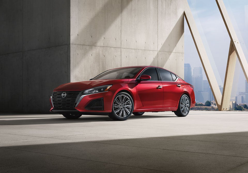 2025 Nissan Altima Hubler Nissan in Indianapolis IN